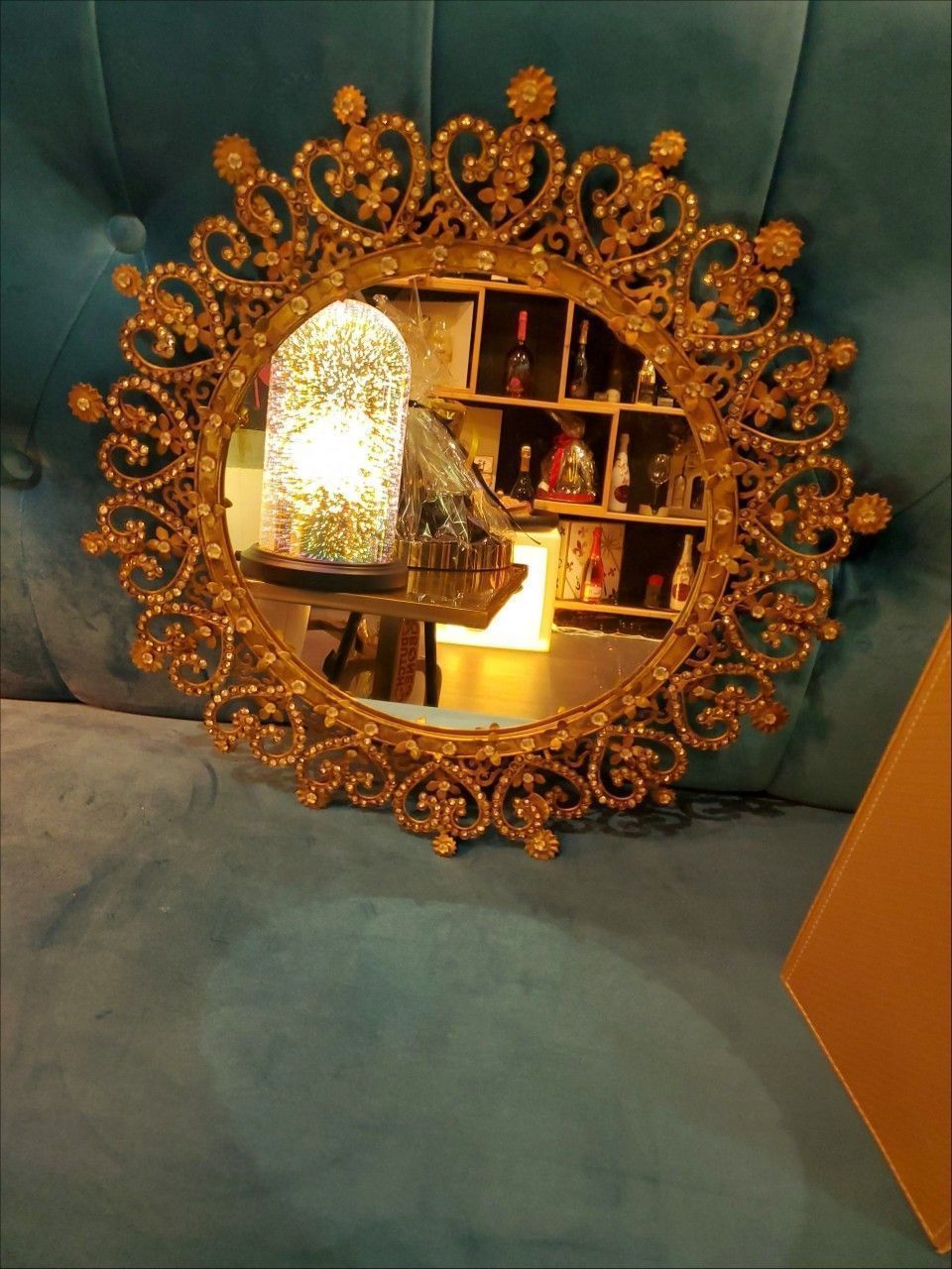 CHRYSOBULLE BY PRIE - CHAMPAGNE - Troyes : Miroir 